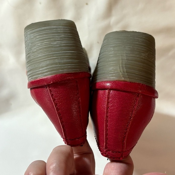 FLY LONDON Sz 37 Slip On Verona Wedges Pump Leather in Red - Picture 6 of 9